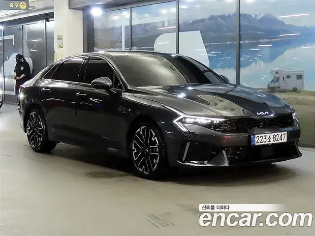 Kia K5 1.6 Turbo Signature 2025