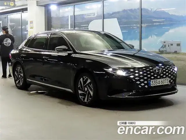 Hyundai Grandeur Premium 2021