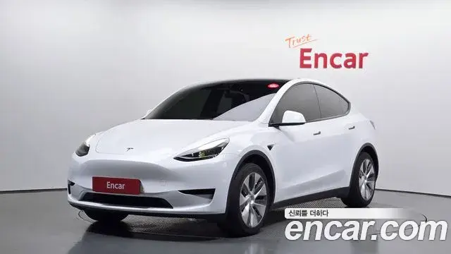 Tesla Model Y RWD 2024