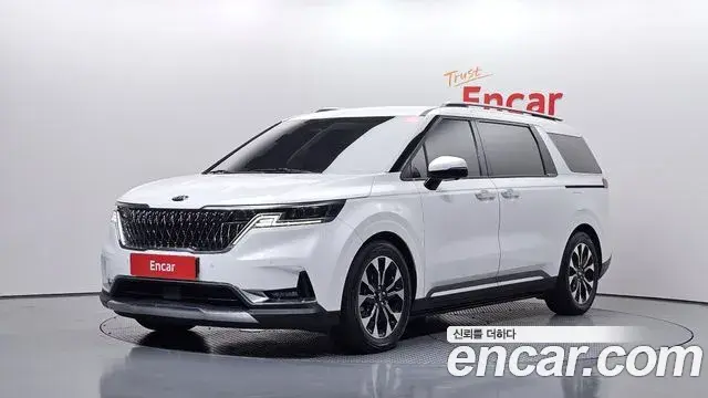 Kia Carnival Gasoline 9-Seater Signature 2021