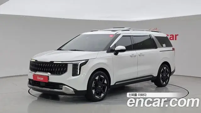 Kia Carnival HEV 9seater Signature 2024