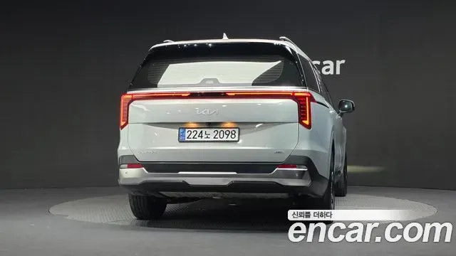 Kia Carnival HEV 9seater Nobless 2024 — фото 4