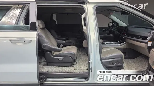 Kia Carnival HEV 9seater Nobless 2024 — фото 19