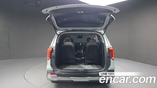 Kia Carnival HEV 9seater Nobless 2024 — фото 20
