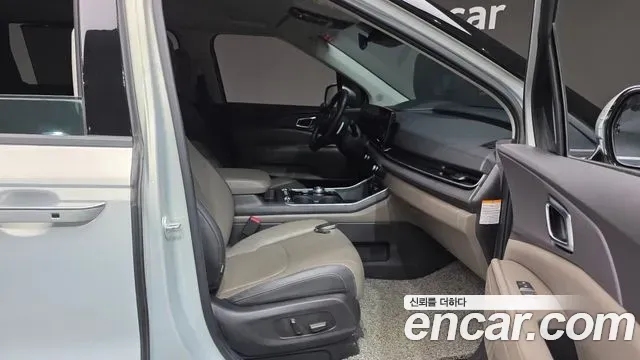 Kia Carnival HEV 9seater Nobless 2024 — фото 10