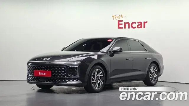 Hyundai Grandeur Exclusive 2025