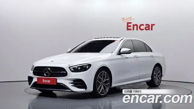 Mercedes-Benz E-Class E220d 4MATIC AMG Line 2021