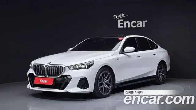 BMW 5-Series 520i M Sport 2024