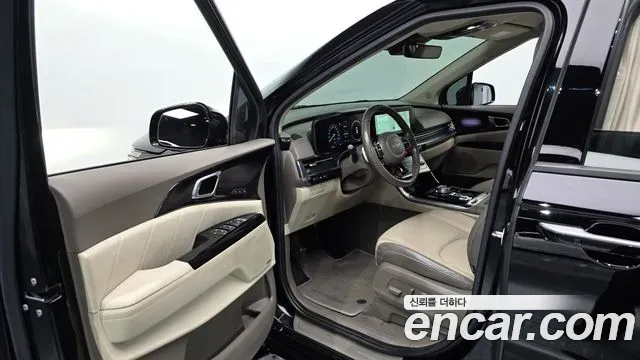 Kia Carnival Gasoline 4-Seater Hi-Limousine Signature 2022 — фото 10