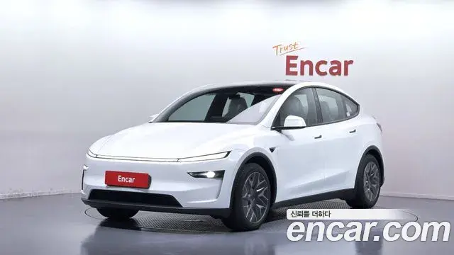 Tesla Model Y L Long Range AWD 2026