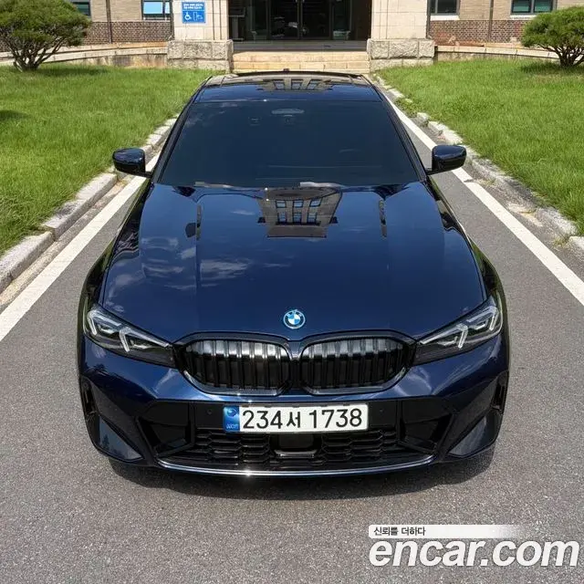 BMW 3-Series 330e M Sport Pro FIrst Edition 2022