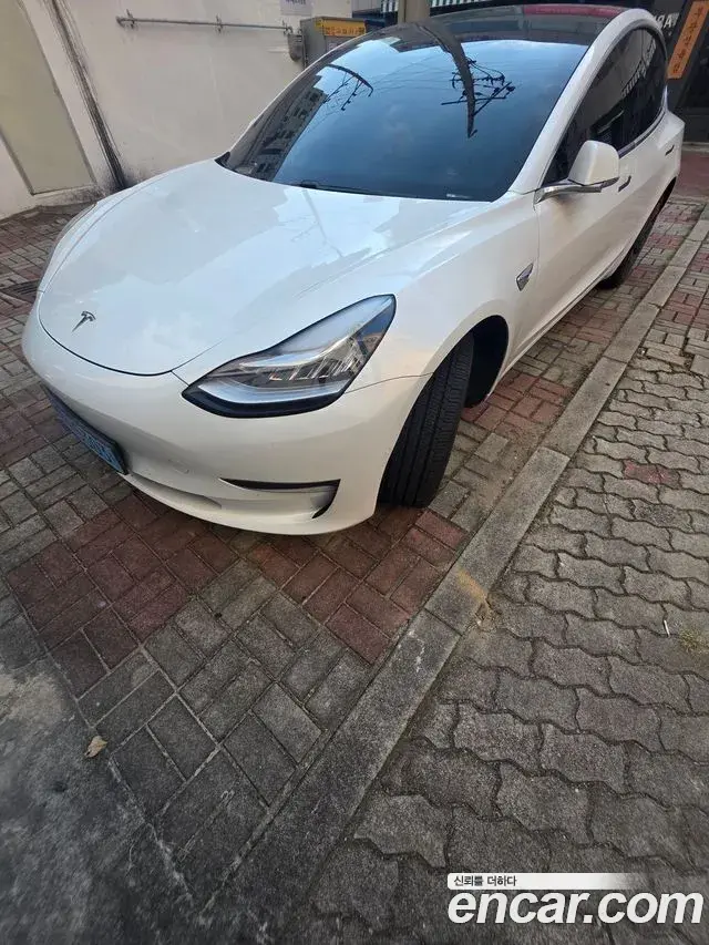 Tesla Model 3 Standard Range Plue RWD 2020