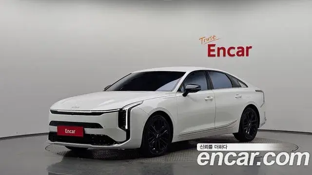 Kia K8 2.5 Gasoline 2WD Signature 2024