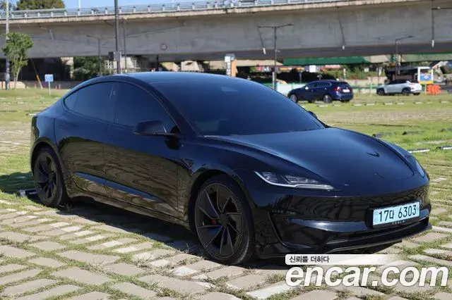 Tesla Model 3 Performance AWD 2024