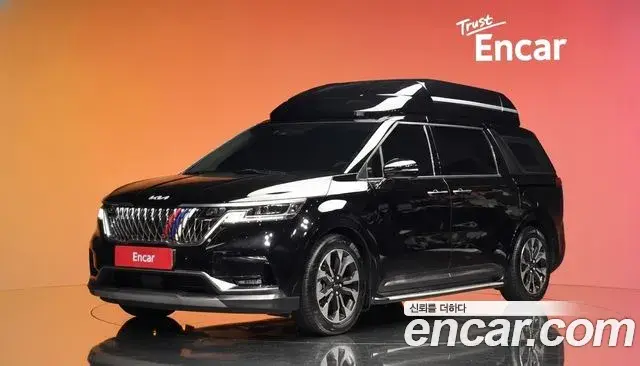 Kia Carnival Gasoline 7-Seater Signature 2023