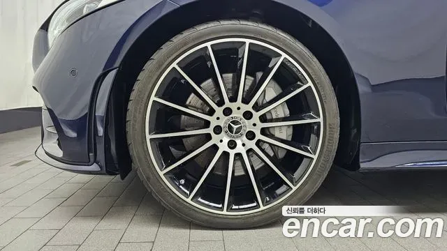 Mercedes-Benz CLS-Class CLS450 4MATIC AMG Line 2021 — фото 5