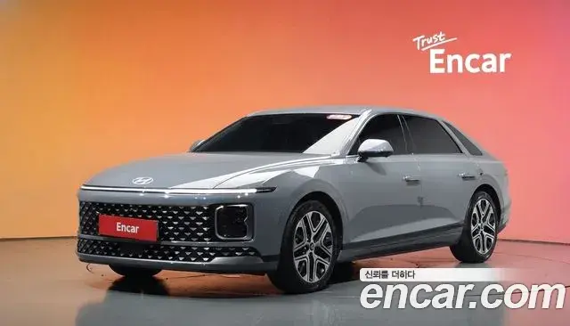 Hyundai Grandeur Premium 2023