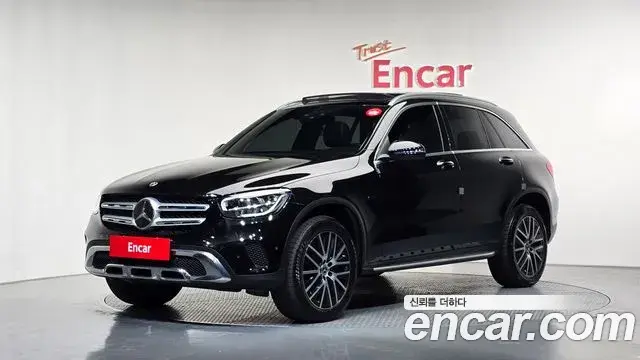 Mercedes-Benz GLC-Class GLC300e 4MATIC 2021