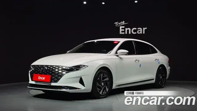Hyundai Grandeur Le Blanc 2022