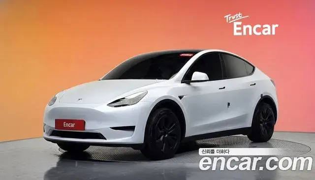 Tesla Model Y RWD 2024
