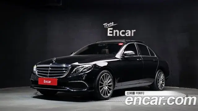 Mercedes-Benz E-Class E300 4MATIC Exclusive 2019