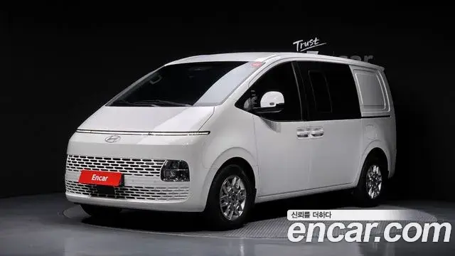 Hyundai Staria HEV 1.6 Cargo 5-Seater Modern 2024