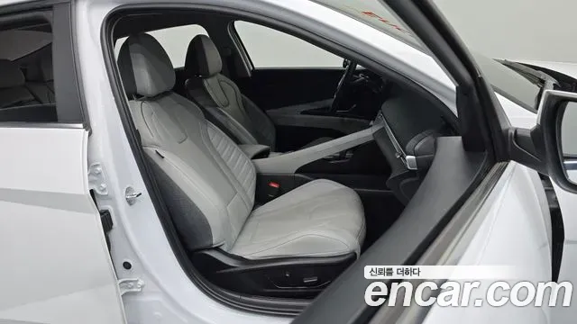 Hyundai AVANTE 1.6 Inspiration 2023 — фото 26