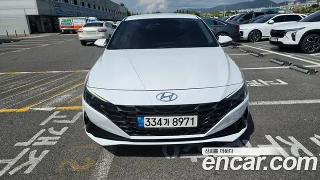 Hyundai AVANTE 1.6 Modern 2021
