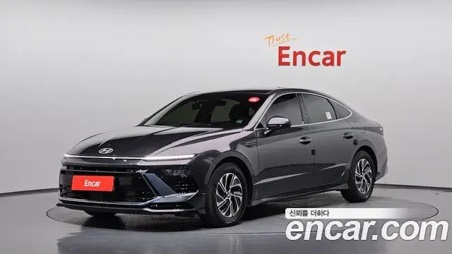 Hyundai Sonata Premium 2025