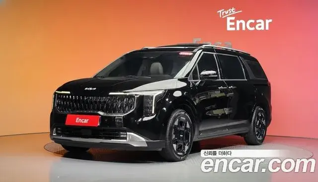 Kia Carnival HEV 7seater Signature 2024