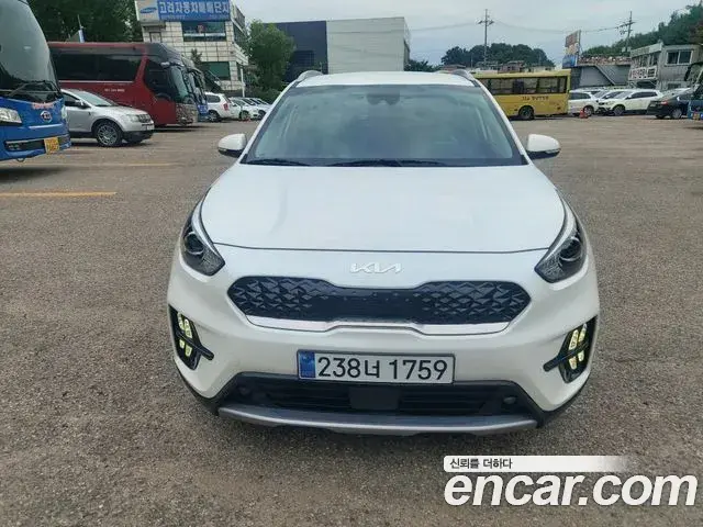 Kia Niro 1.6 HEV Prestige 2021