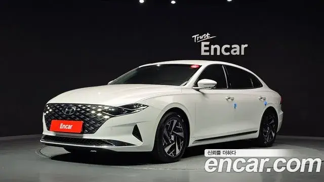 Hyundai Grandeur Le Blanc 2022