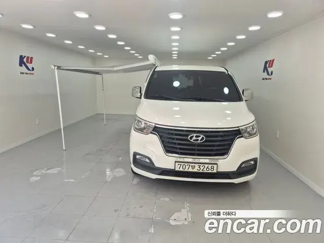 Hyundai Starex Camping car 2021