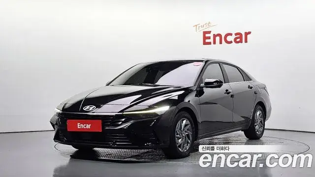 Hyundai AVANTE 1.6 Inspiration 2024
