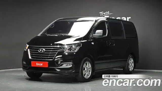 Hyundai Starex Wagon 11-Seater Smart 2019