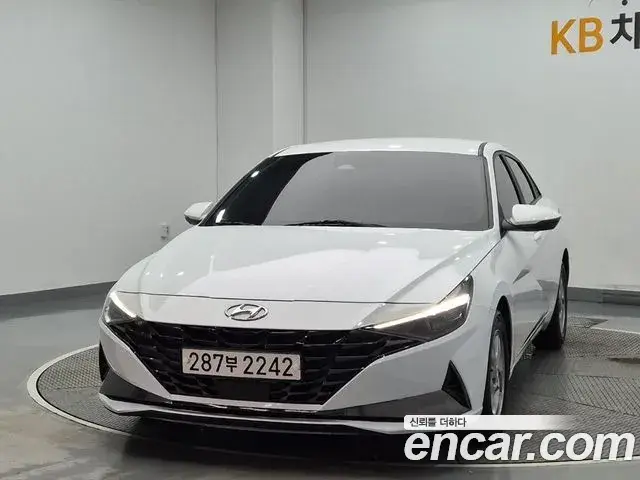 Hyundai AVANTE 1.6 Modern 2022