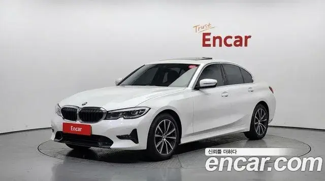 BMW 3-Series 320i 2021