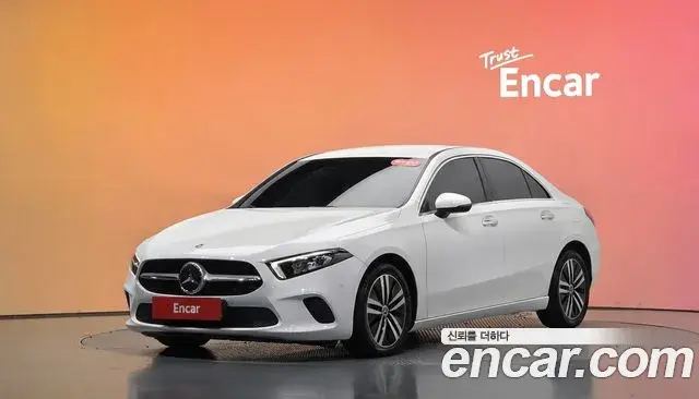 Mercedes-Benz A-Class A220 Sedan 2021