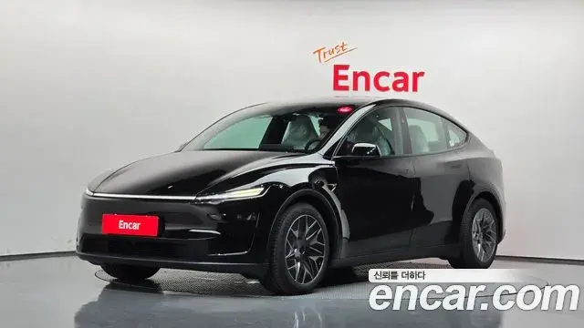 Tesla Model Y L Long Range AWD 2026