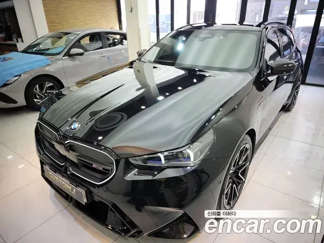 BMW M5 M5 Touring 2026