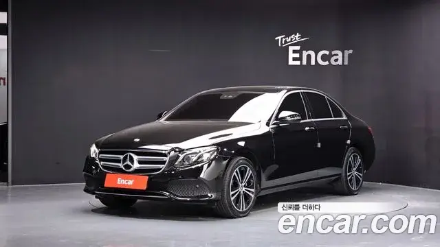 Mercedes-Benz E-Class E220d Avantgarde 2020