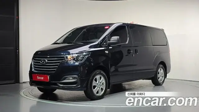 Hyundai Starex 4WD Wagon 11-Seater Modern 2020