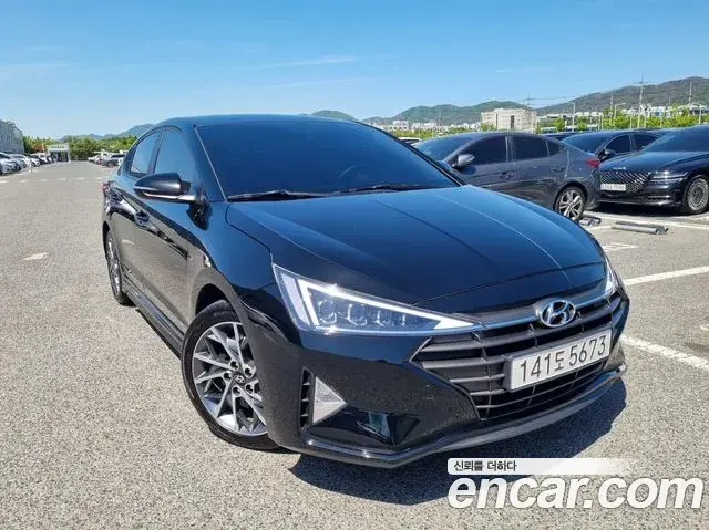 Hyundai AVANTE 1.6 Style 2019