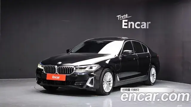 BMW 5-Series 530e Luxury 2021