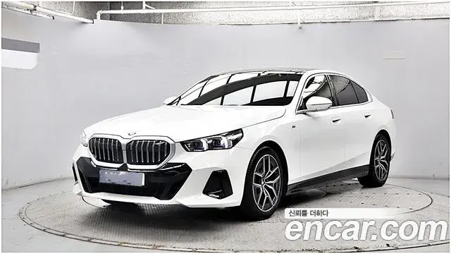 BMW 5-Series 520i M Sport 2024