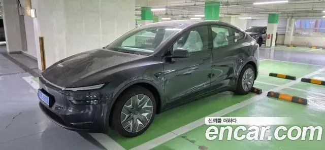 Tesla Model Y L Long Range AWD 2026