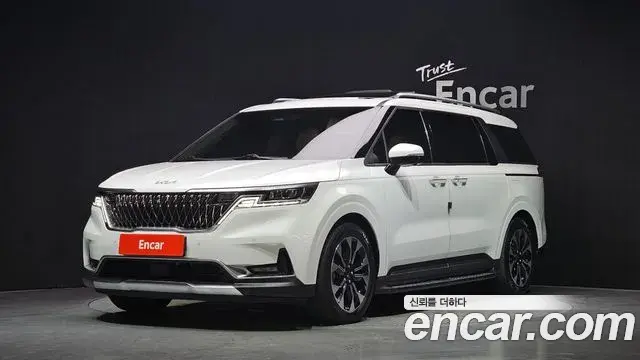 Kia Carnival Gasoline 9-Seater Signature 2020