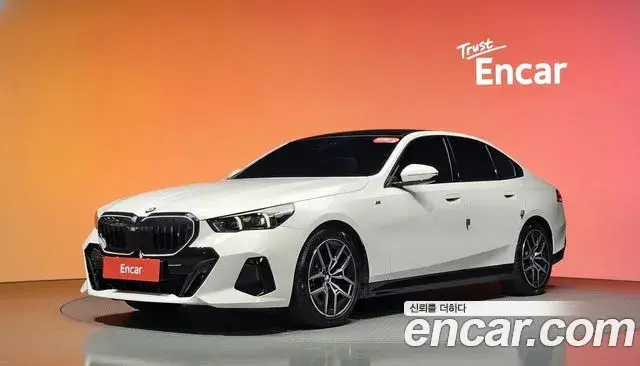 BMW 5-Series 520i M Sport 2025