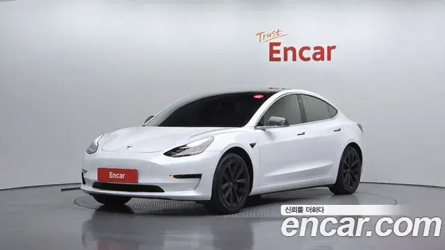 Tesla Model 3 Standard Range Plue RWD 2020