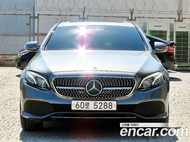 Mercedes-Benz E-Class E220d Avantgarde 2019